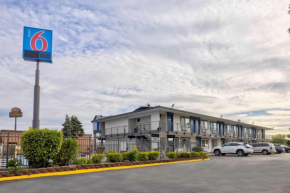 Motel 6-Oshkosh, WI